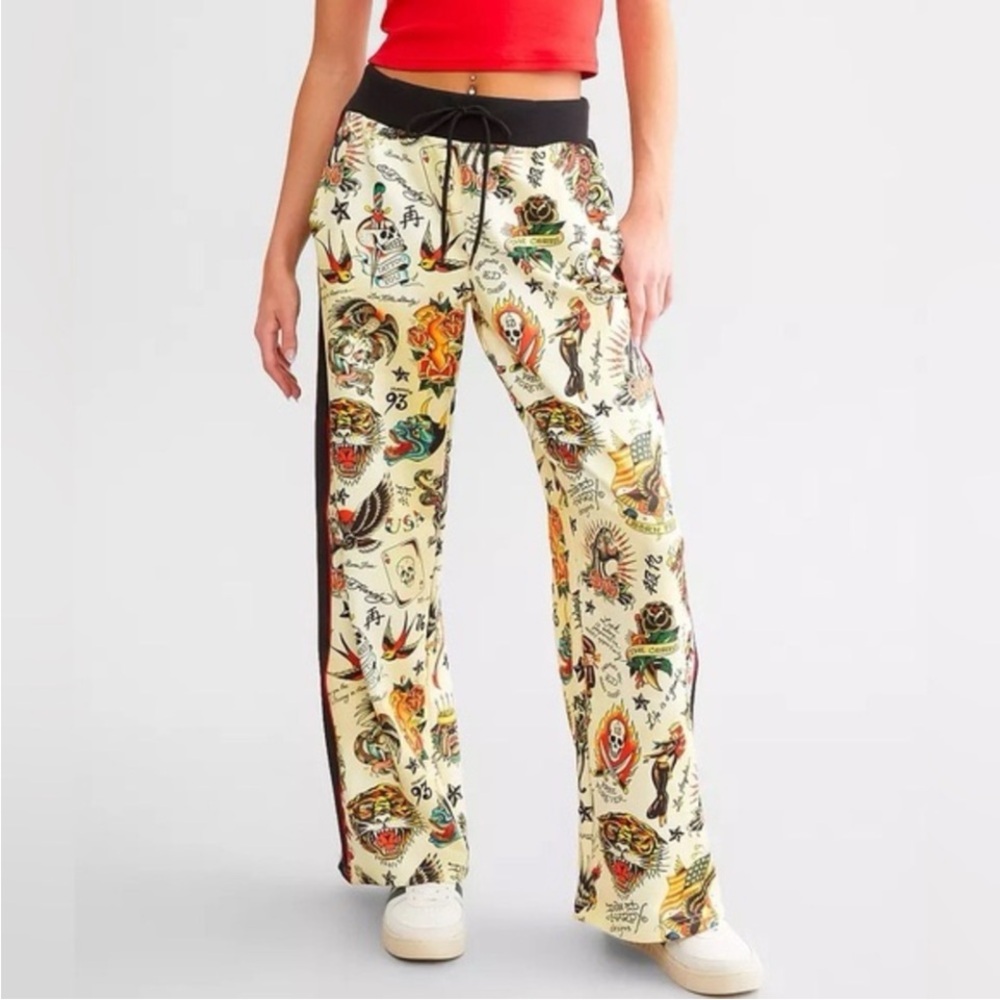 NWT ED HARDY Flashboard Multi Track Pant Size XS